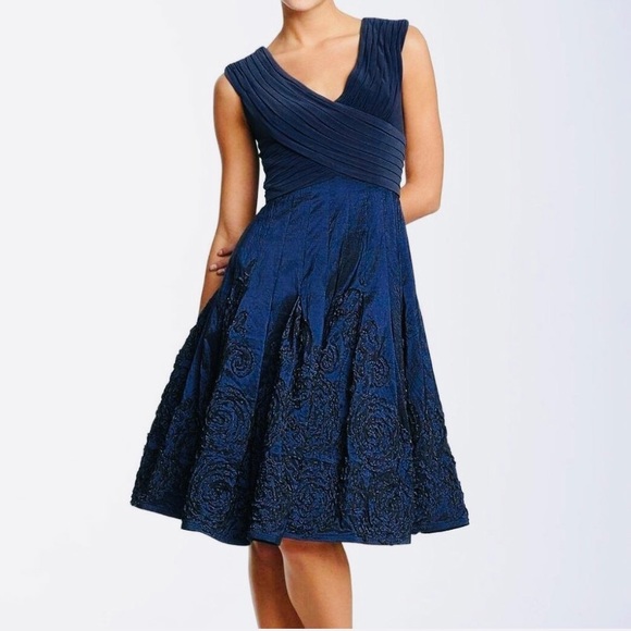 Adrianna Papell Dresses & Skirts - Adrianna Papell NAVY BLUE fit and flare sleeveless cocktail dress